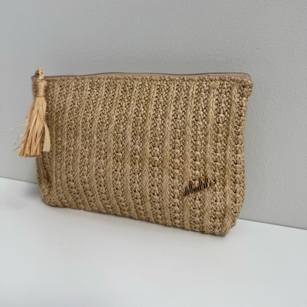 Thaikila Woven Straw Zip Small Pouch with Straw Tassel - Natural - Picture 2 of 5